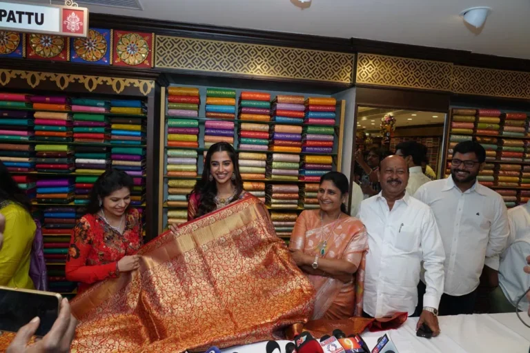 lov05052-69492a5372357